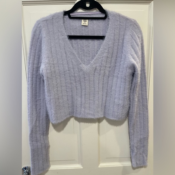 Urban Outfitters Sweater - Picture 1 of 4